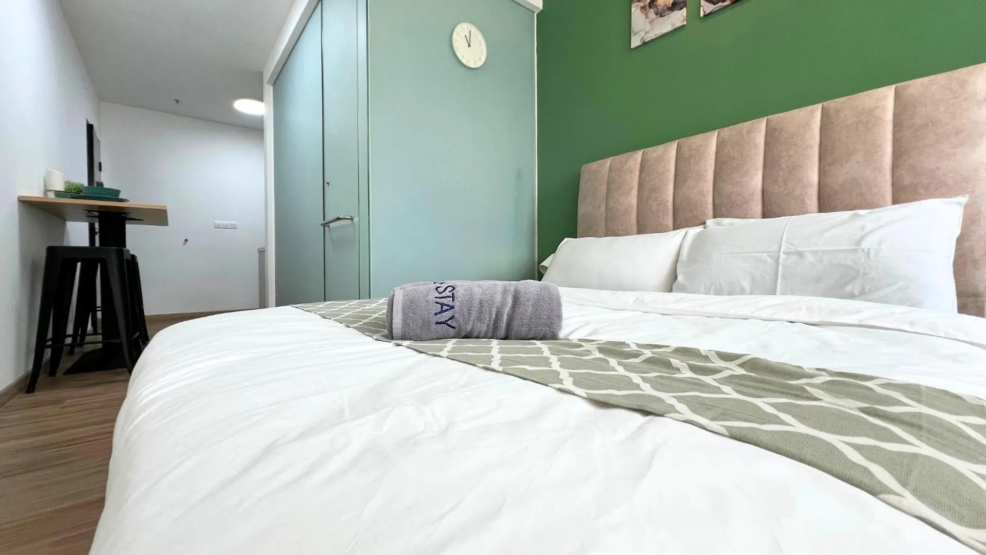 Kl Sentral The Riv Riveria Studio Suite For 2Pax With Wifi Netflix Kuala Lumpur 0*,
